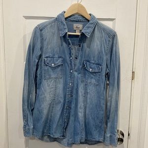 G.H. Bass & Co Long Sleeve Denim Button Down Shirt